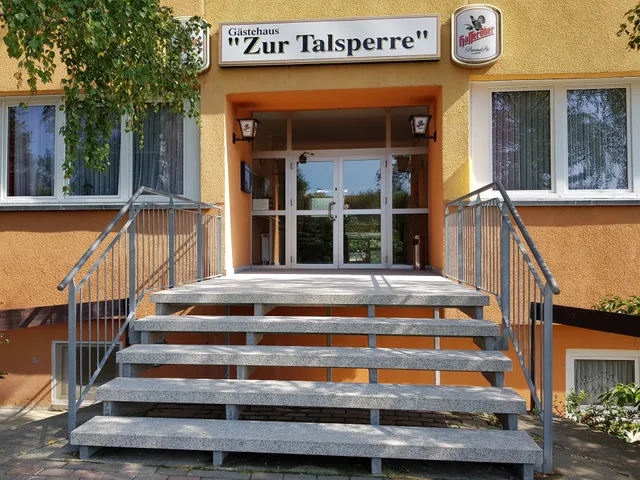 Hotel und Camping - Stell- und Zeltplatz an der Talsperre