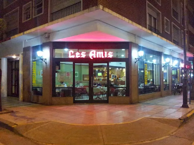 Les Amis