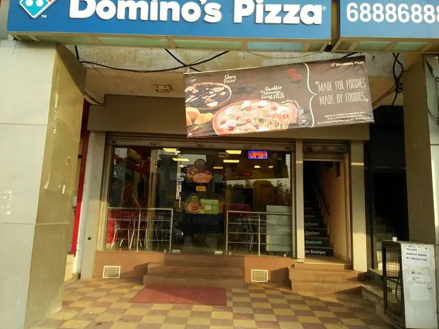 Domino's Pizza | Sector 10A, Gurgaon
