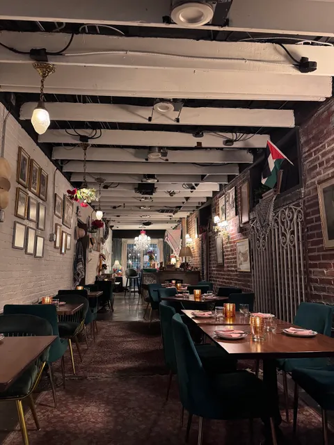 Nabiha Restaurant & Cafe