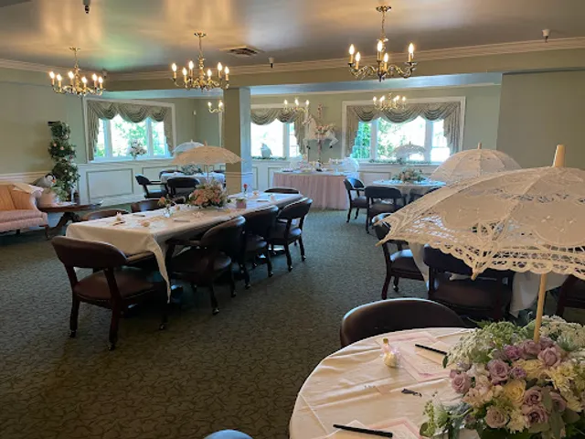 Stratford Springs Restaurant and The West Sports Bar