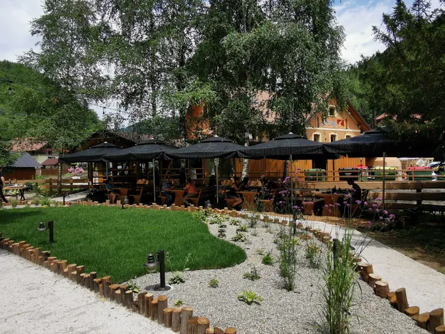 GORSKA REKA, RESTAVRACIJA& PRENOČIŠČA