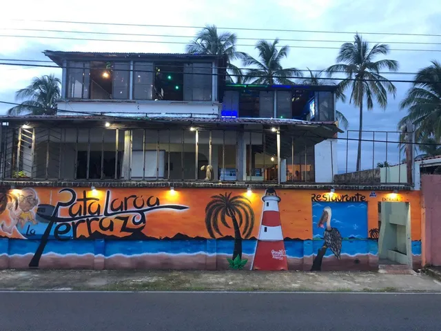 Pata Larga Club Playa