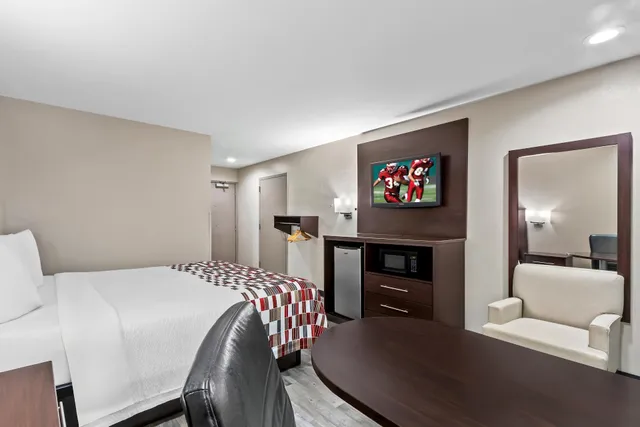 Red Roof Inn Phoenix North – I-17 at Bell Rd