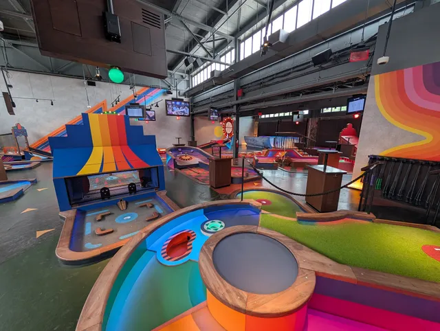 Puttshack - Pittsburgh