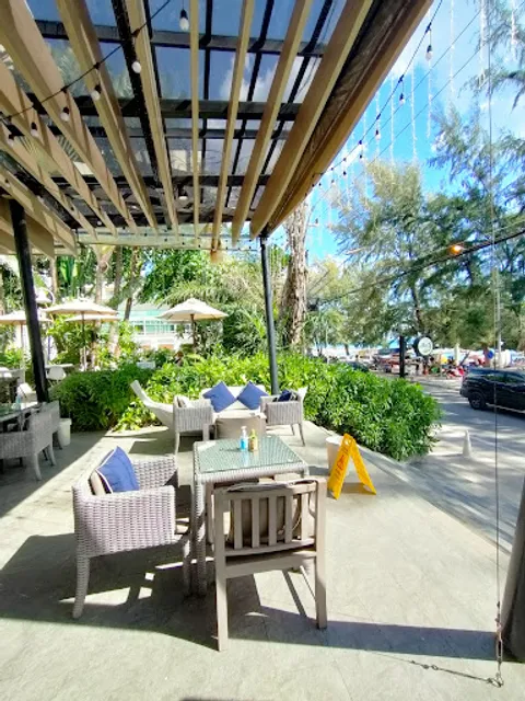 Cafe Kantary by the Sea