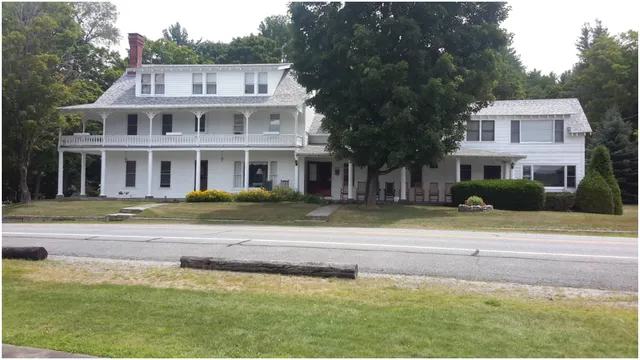 Sunset Mountain Lodge