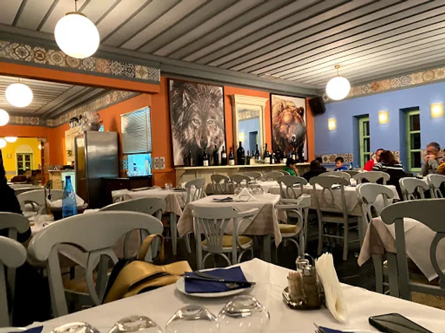 Diporto Cafe Bar Restaurant