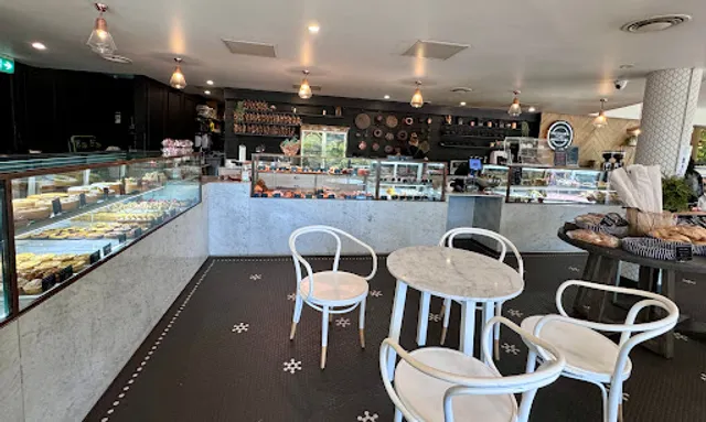 Pattison's Patisserie, Fine Bakery & Cafe