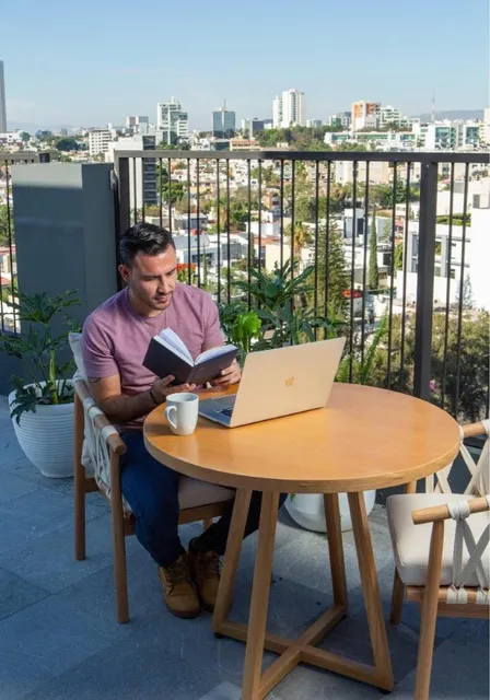 Onmood Providencia by hi:hab