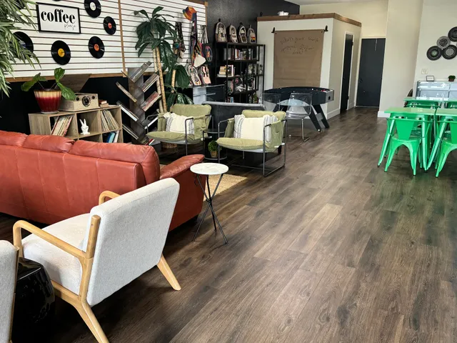 Inverness Coffee House and Hemptation Station