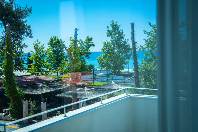 AMMOS GREECE FAMILY APARTMENTS