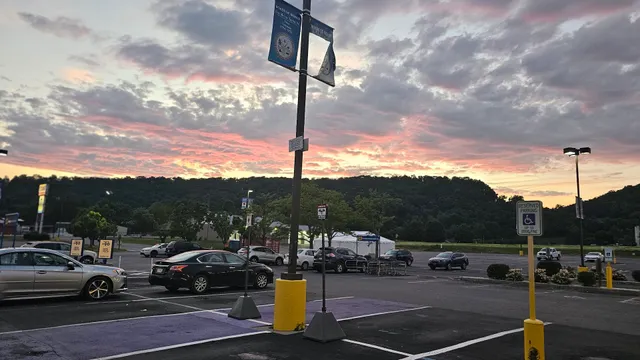 Battleground Crossing Shopping Center