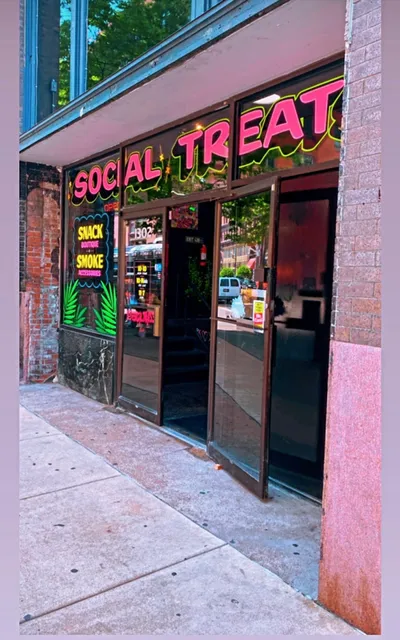 Social Treats