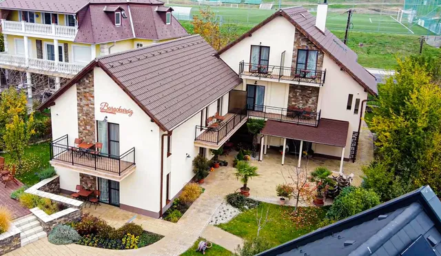 Peach Flower Apartment House