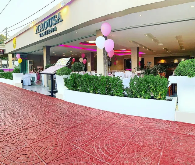 Naoysa Taverna