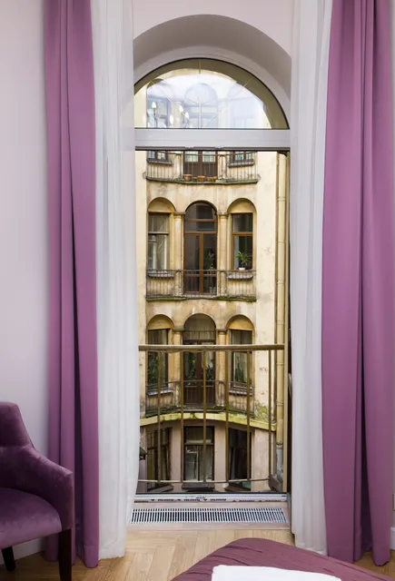 Grand Memories Hotel