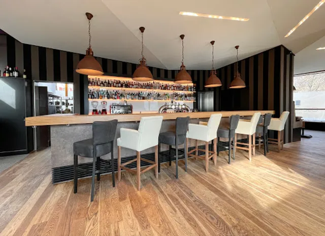 OscarOne Bar & Lounge