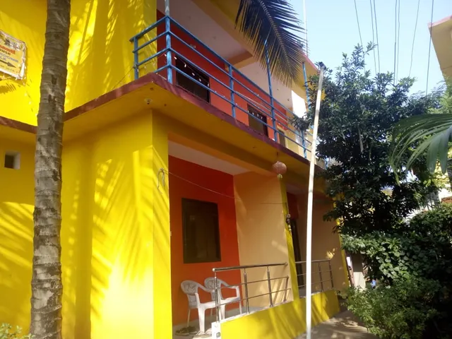 shiva shanti guest house