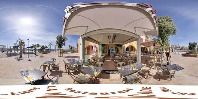 Restaurant la "MUSCADE"