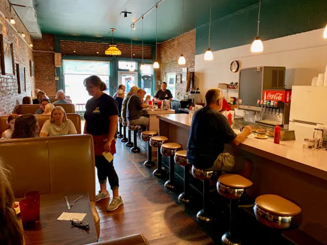 AJ's Main Street Diner