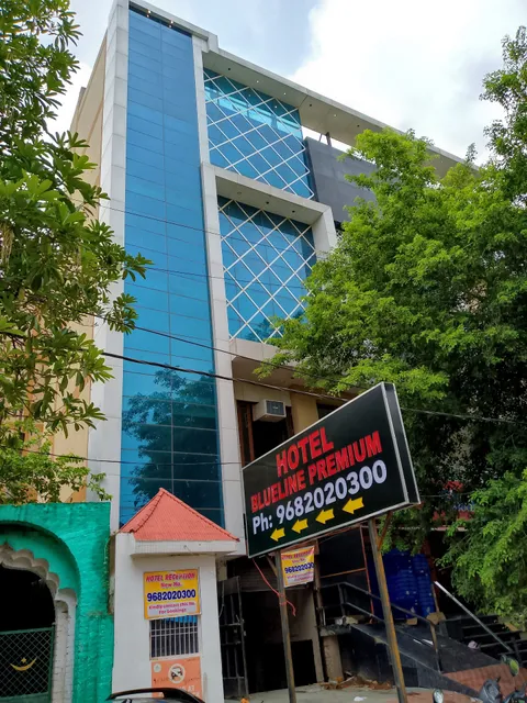 HOTEL BLUELINE PREMIUM