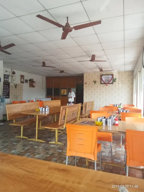 Shyam Darshan Restaurant