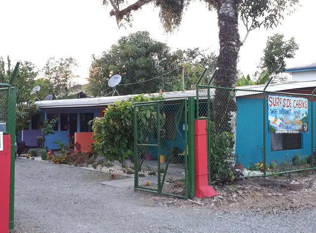 Cabinas Surf Side
