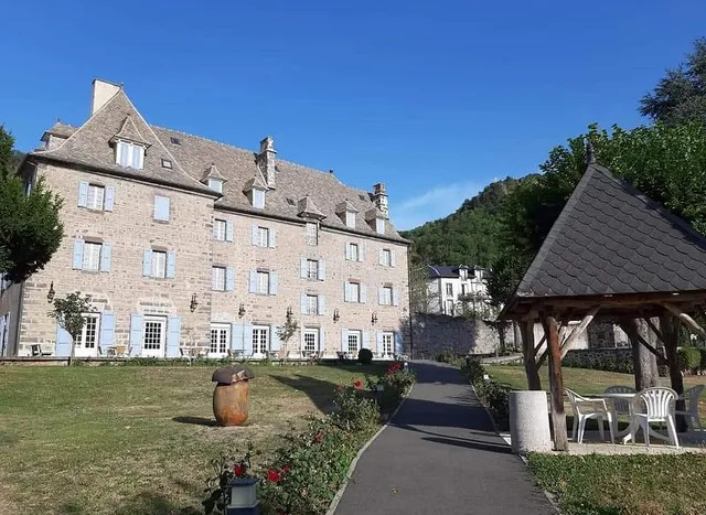 Hôtel Beauséjour Vic sur Cère