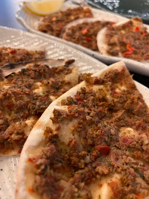 Oxygen Cafe & Restaurant