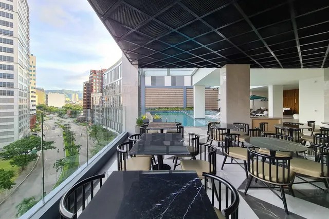 Sevii Dining & Drinks