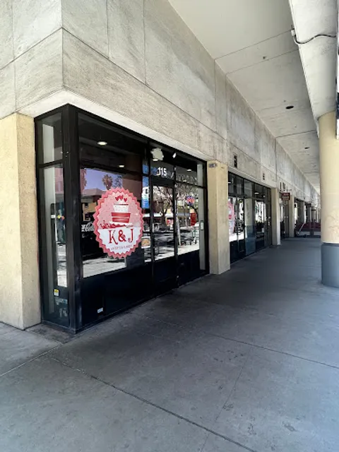 K&J Sweets and Bakery
