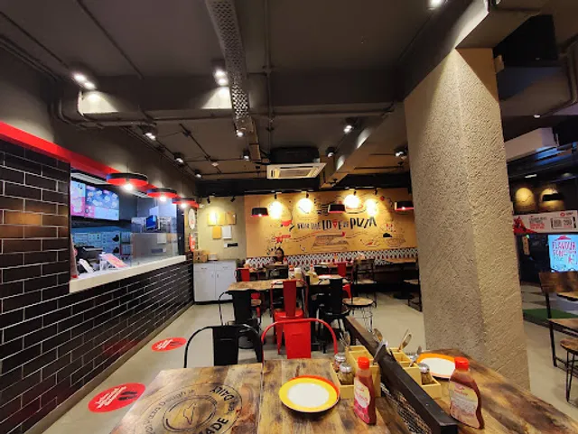 Pizza Hut | Natraj Colony, Vizianagaram