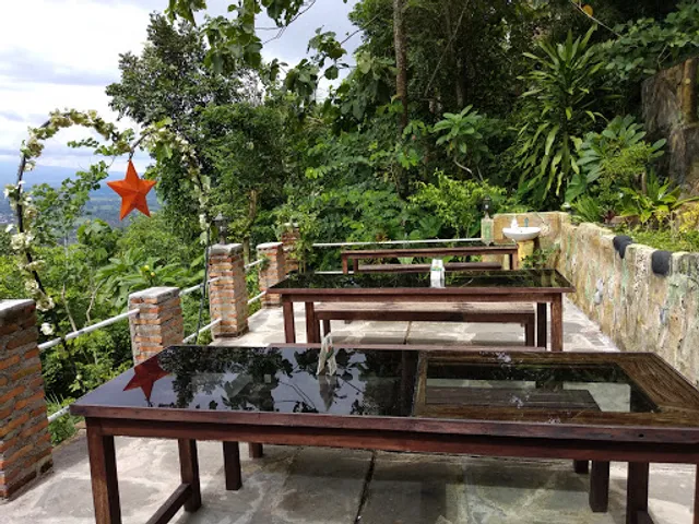 THE MANGLUNG VIEW & RESTO