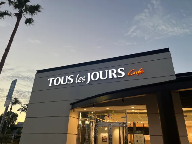 Tous Les Jours Cafe