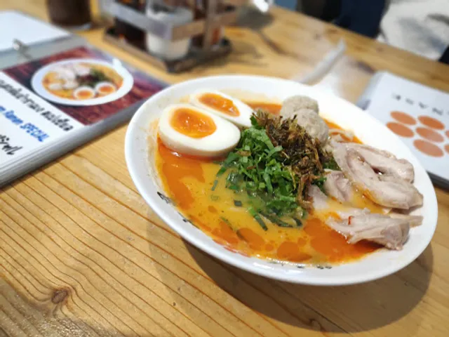 Nanase Ramen Phomphong