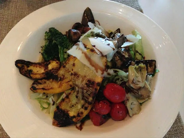 Element Fresh Restaurant