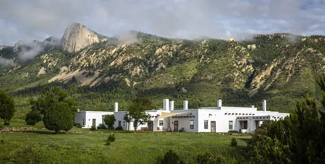 Casa Del Gavilan Historic Inn