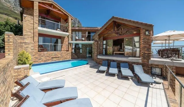 Auberge Cape Guesthouse