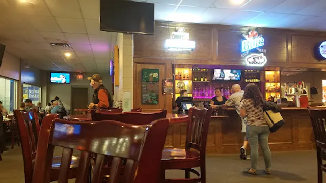 IceWorks Pub & Grill