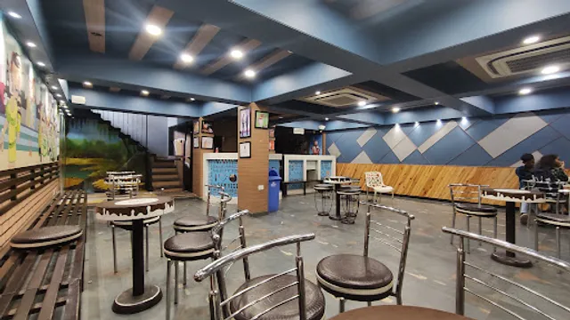 Santushti Shakes and More - Fatehgunj