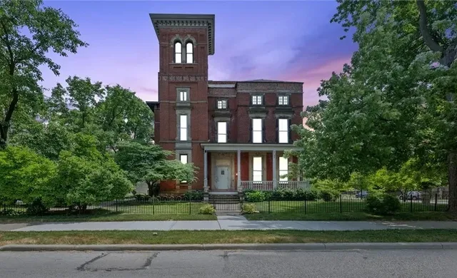 The Vistula Rose Bed & Breakfast