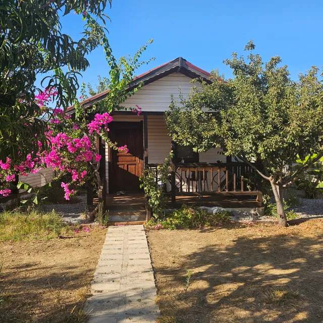 Fesleğenbükü Ahşap Evleri