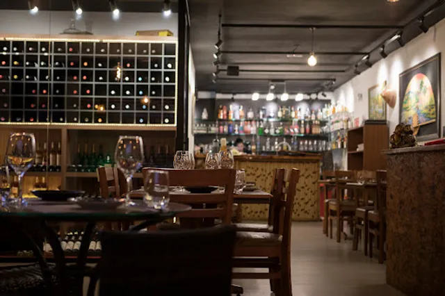 Miss Saigon - Unidade Pinheiros