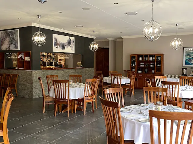 Trappers Modern French-Australian Restaurant Batemans Bay