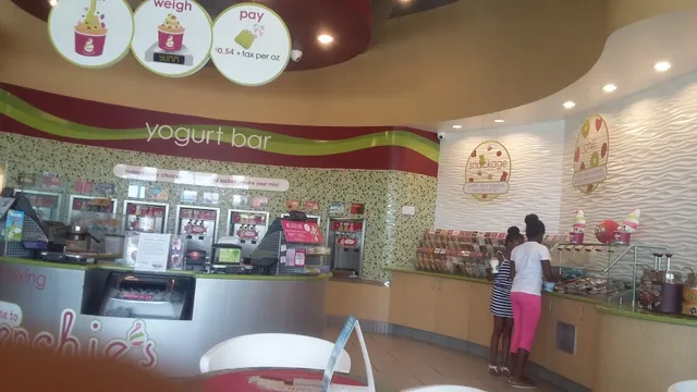 Menchie's Frozen Yogurt