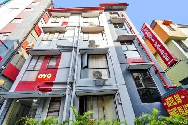 Hotel O Om Shanti Palace