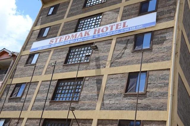 Stedmak Suites Hotel