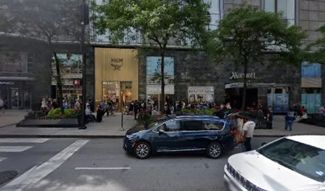 540 N Michigan Ave #210