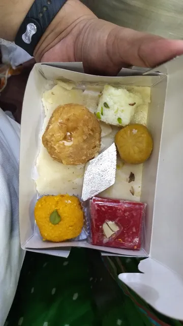 Satkar Sweets & Namkeen